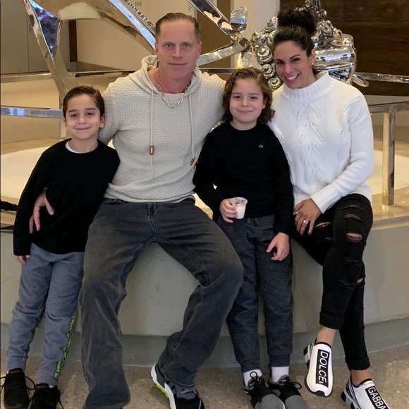 Meet your Posher, Jehan - Picture 1 of 1